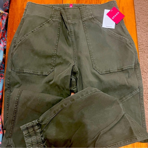 SPANX Pants - Spanx Twill Cargo Jogger - Size XL